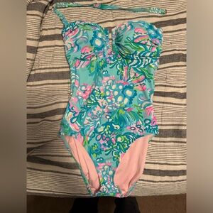 EUC Lilly Pulitzer bathing suit size 8
